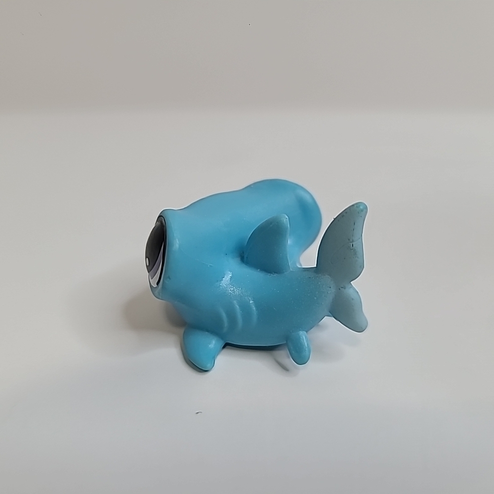 LITTLEST PET SHOP OTIS 1-68 HAMMERHEAD SHARK RARE LPS - Picture 4 of 6